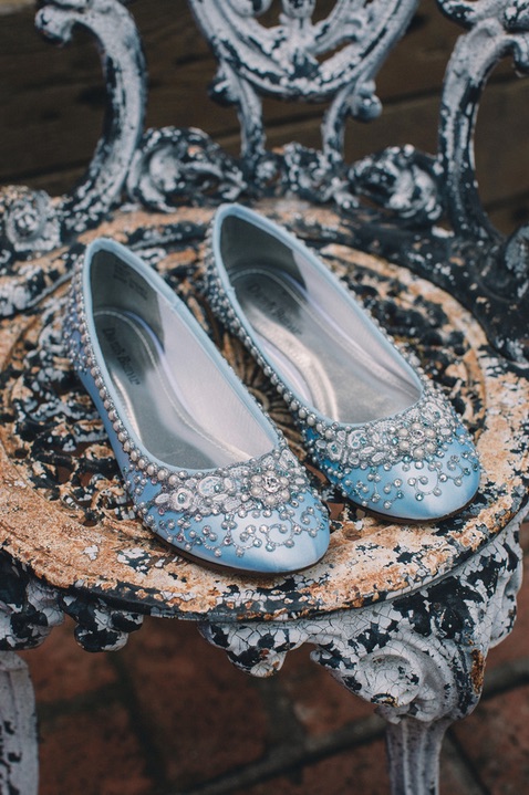 wonderland-wedding-slippers